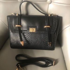 Nygard black purse / cross body nwt